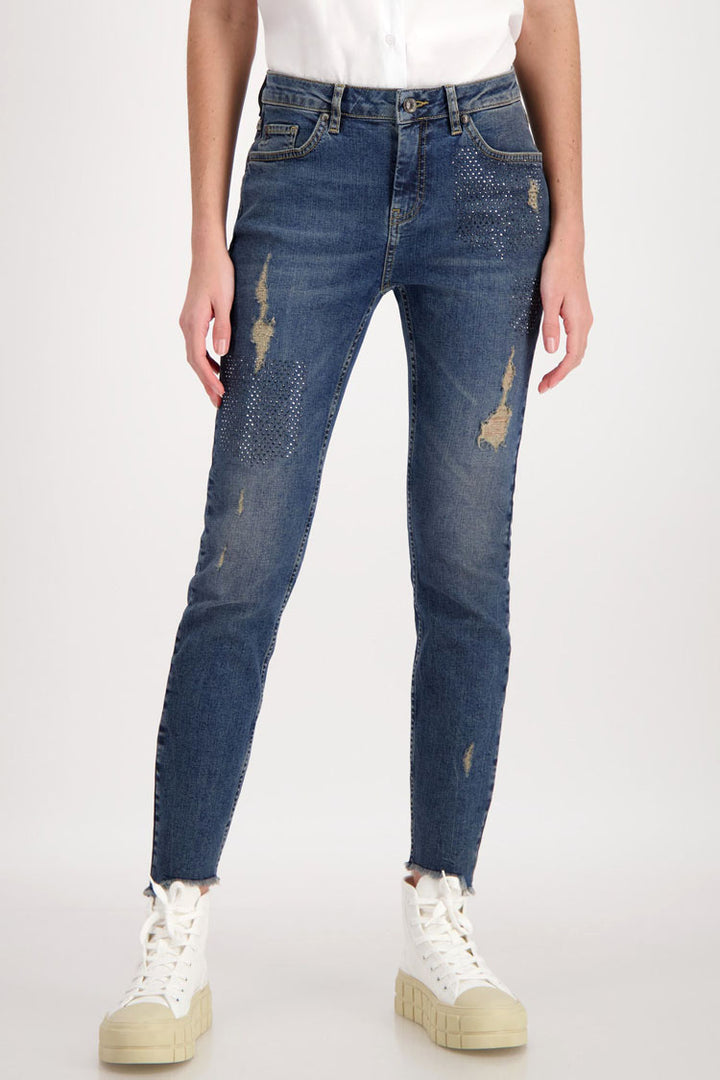 Destroyed Slim Fit Jeans w Rhinestones