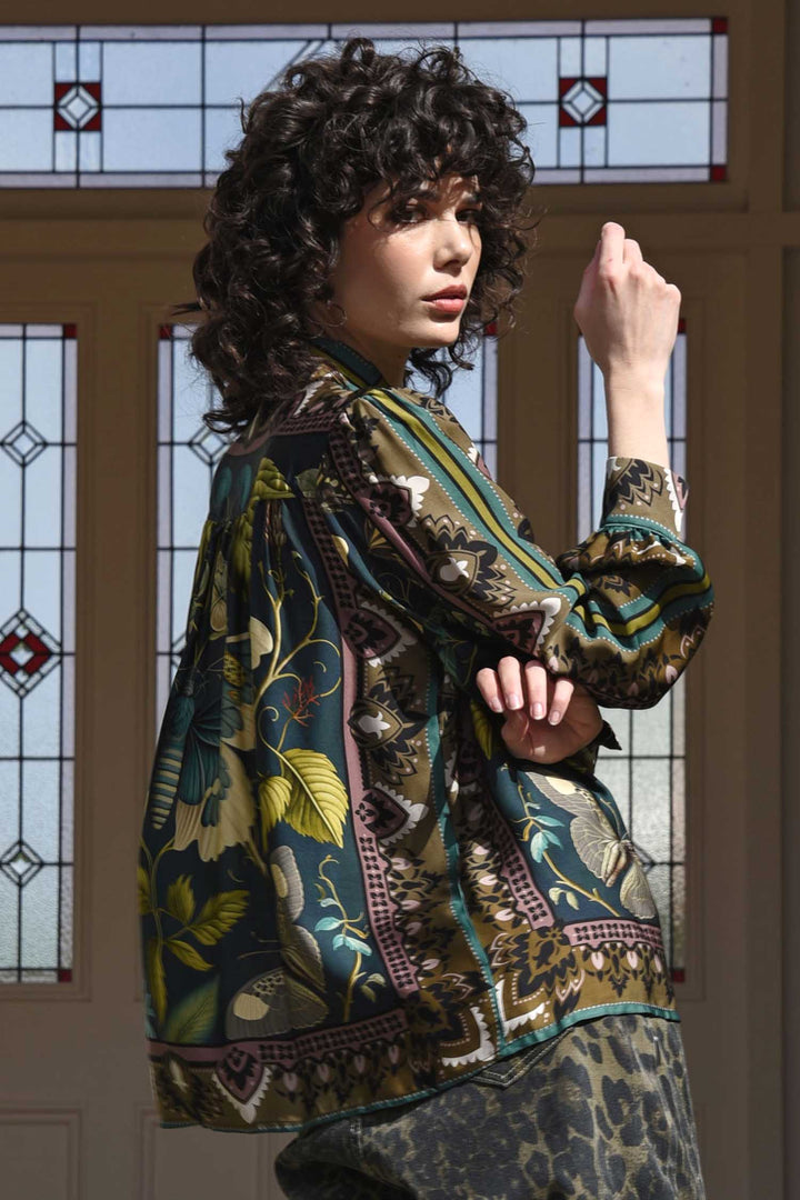 Duly Knotted Shirt in Moth
