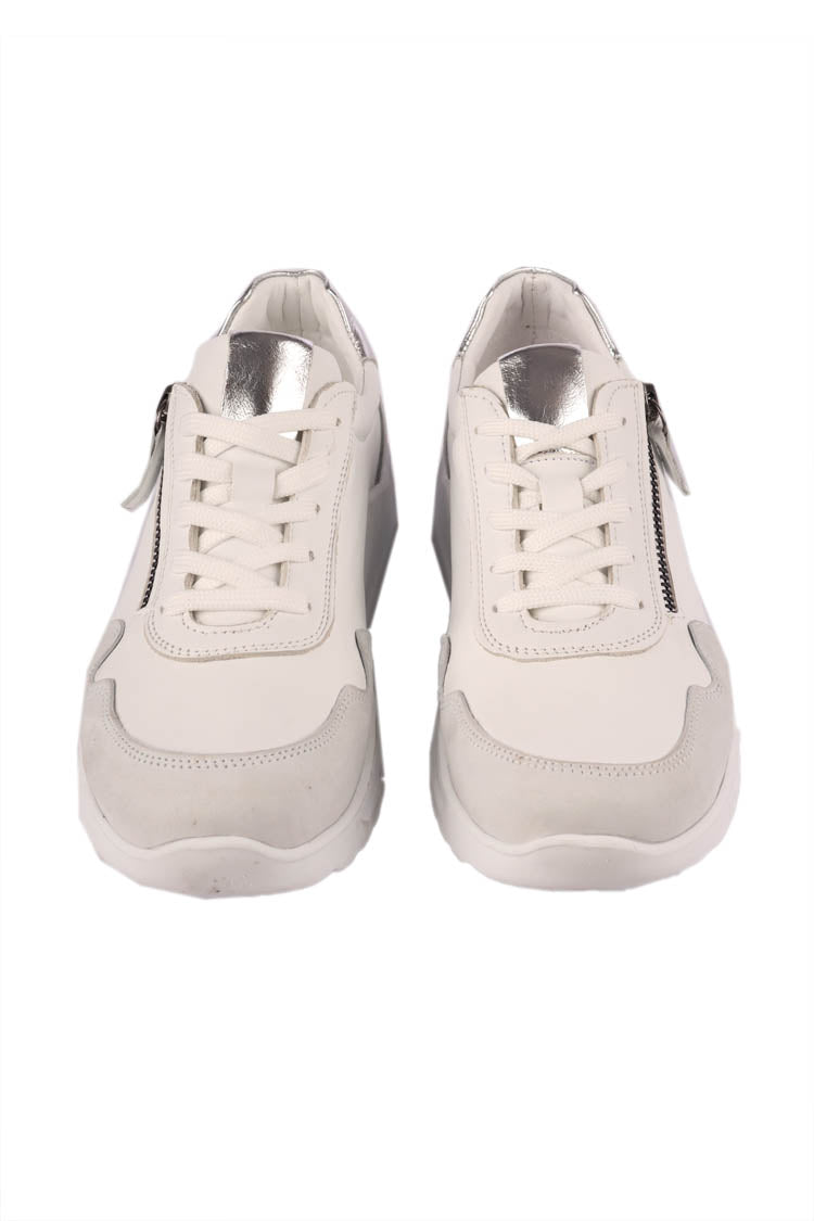 EG09 Sneakers in White Grey