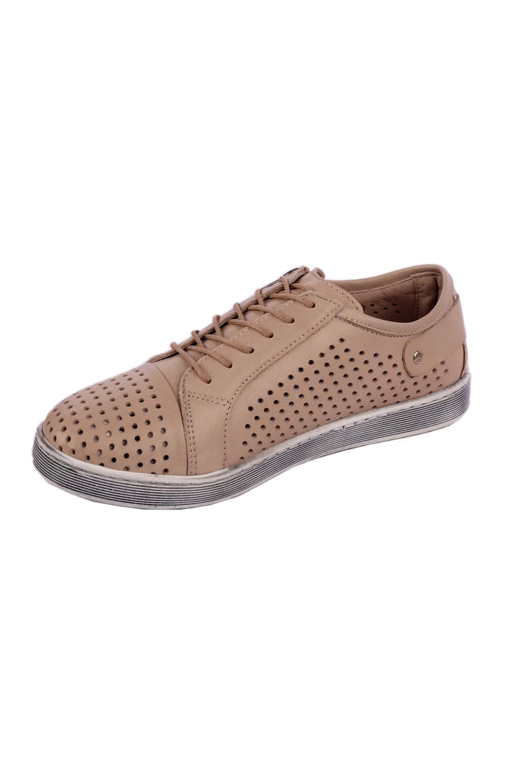 EG17 in Taupe