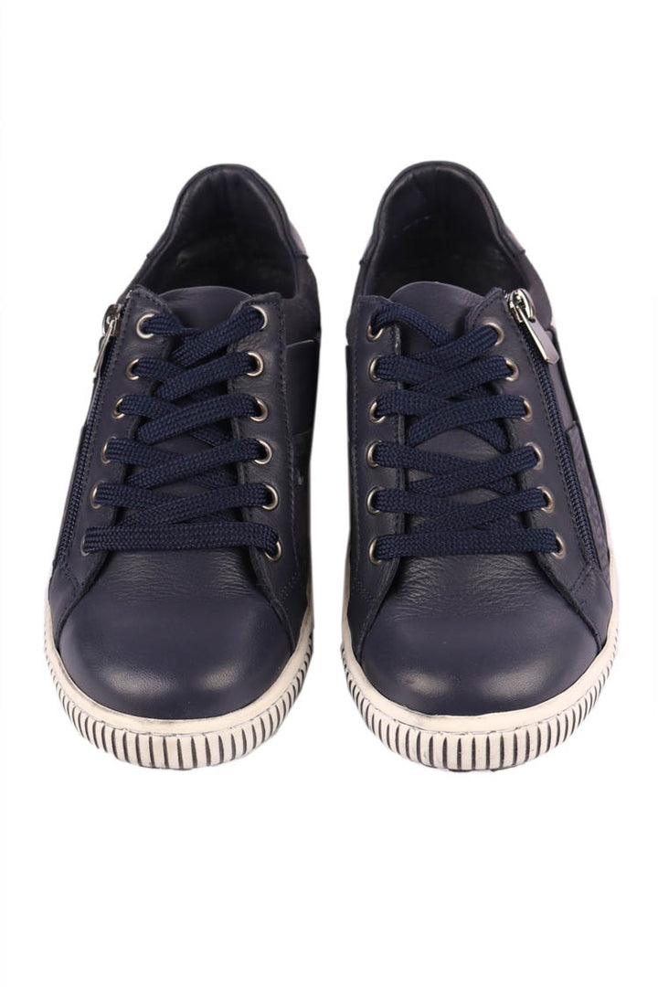 EG80 Sneakers in Navy