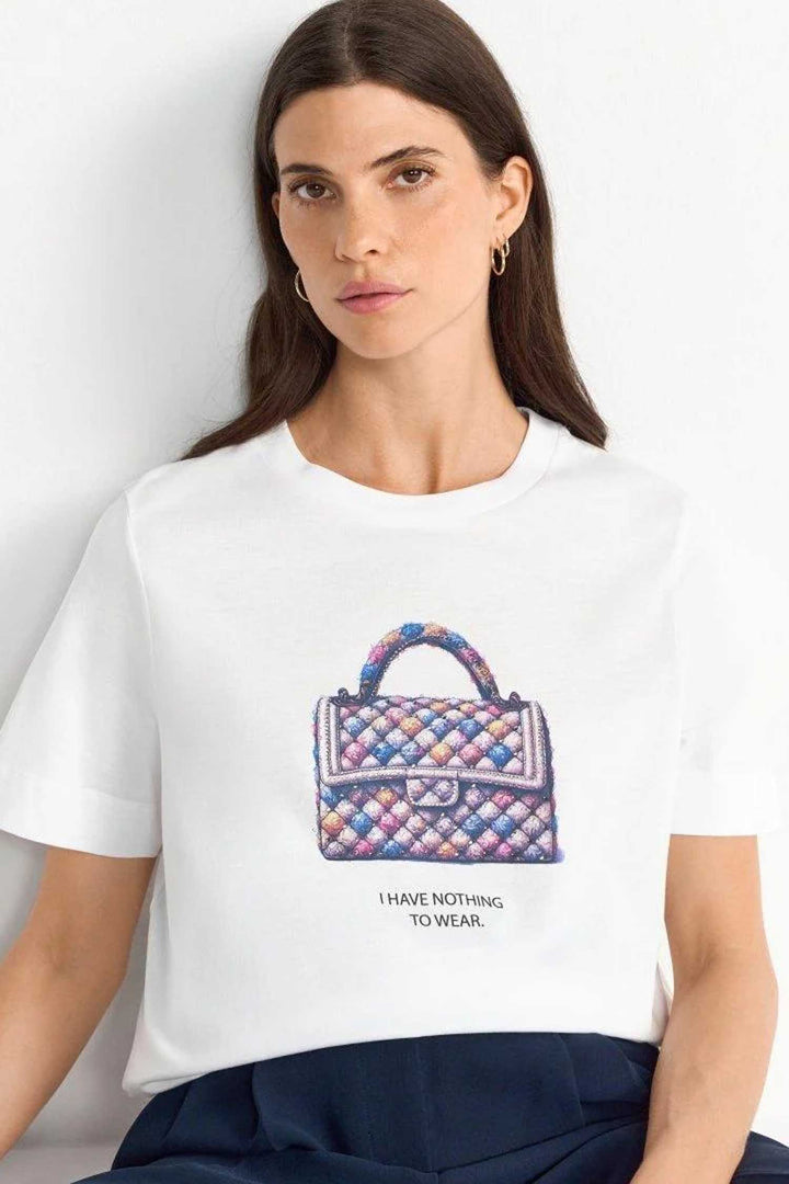 Easy Fit T-Shirt Asymmetric Hem Bag in White