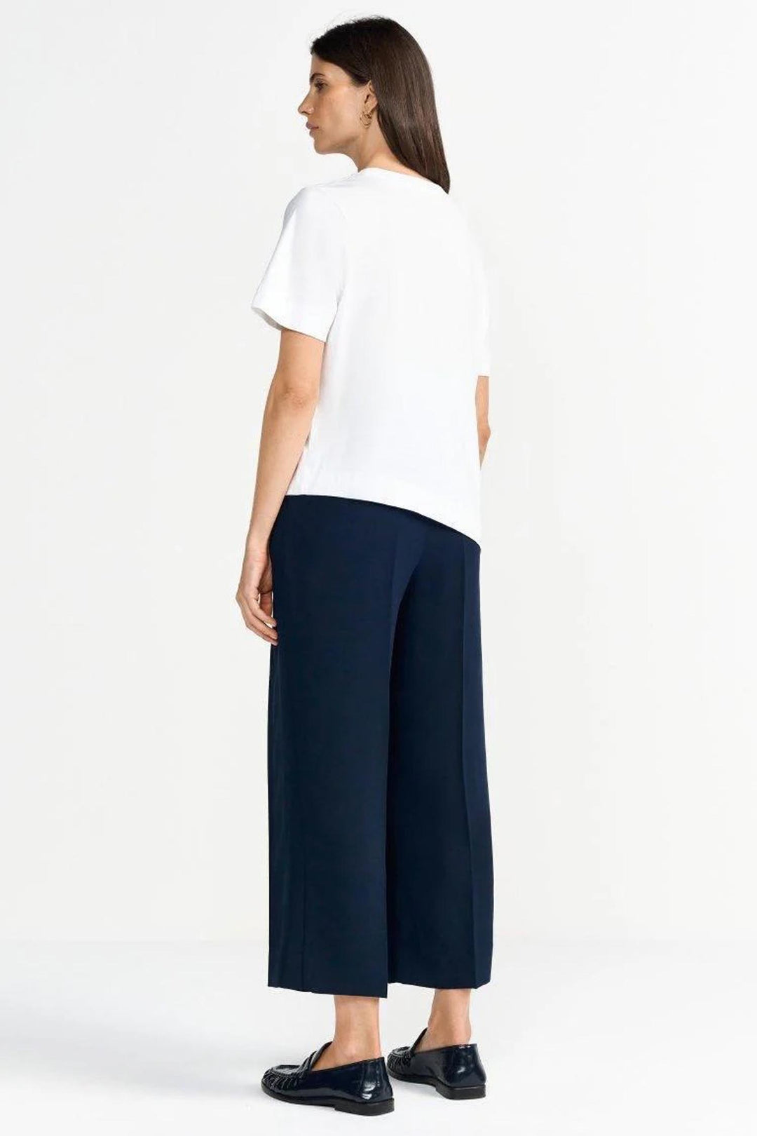 Easy Fit T-Shirt Asymmetric Hem Bag in White