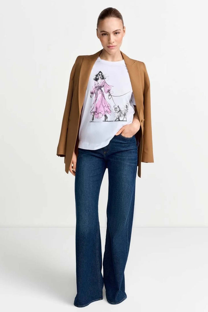 Easy Fit T-Shirt Woman and Cat in White