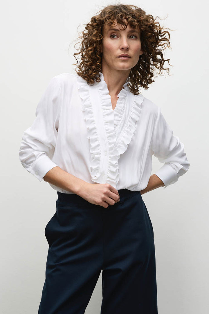 Éclair Blouse in White