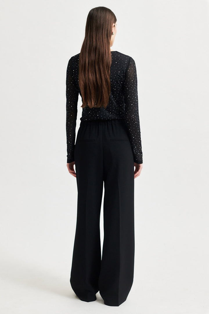 Edgy O-Neck Embellished Mesh Tee