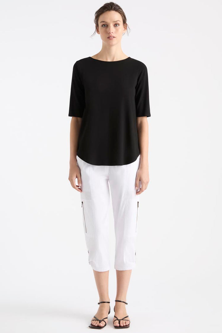Elbow Cafe T in Black