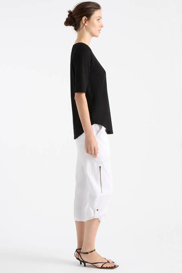 Elbow Cafe T in Black