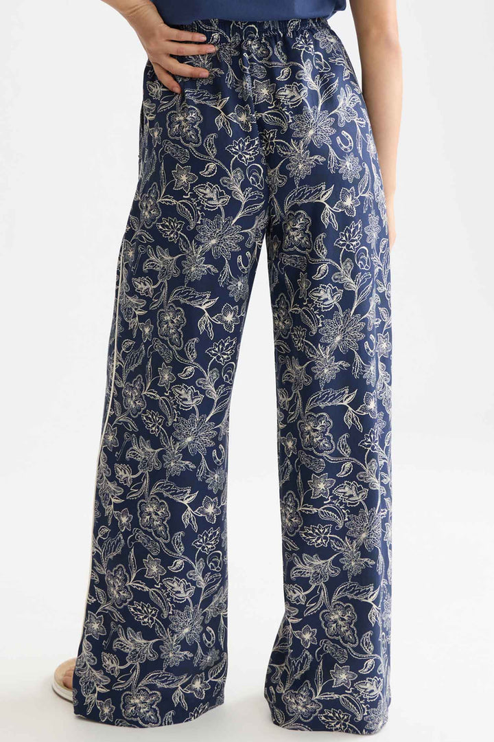 Eleni High-Rise Wide Leg 30" Pants in Lucky Bandana Dress Blues