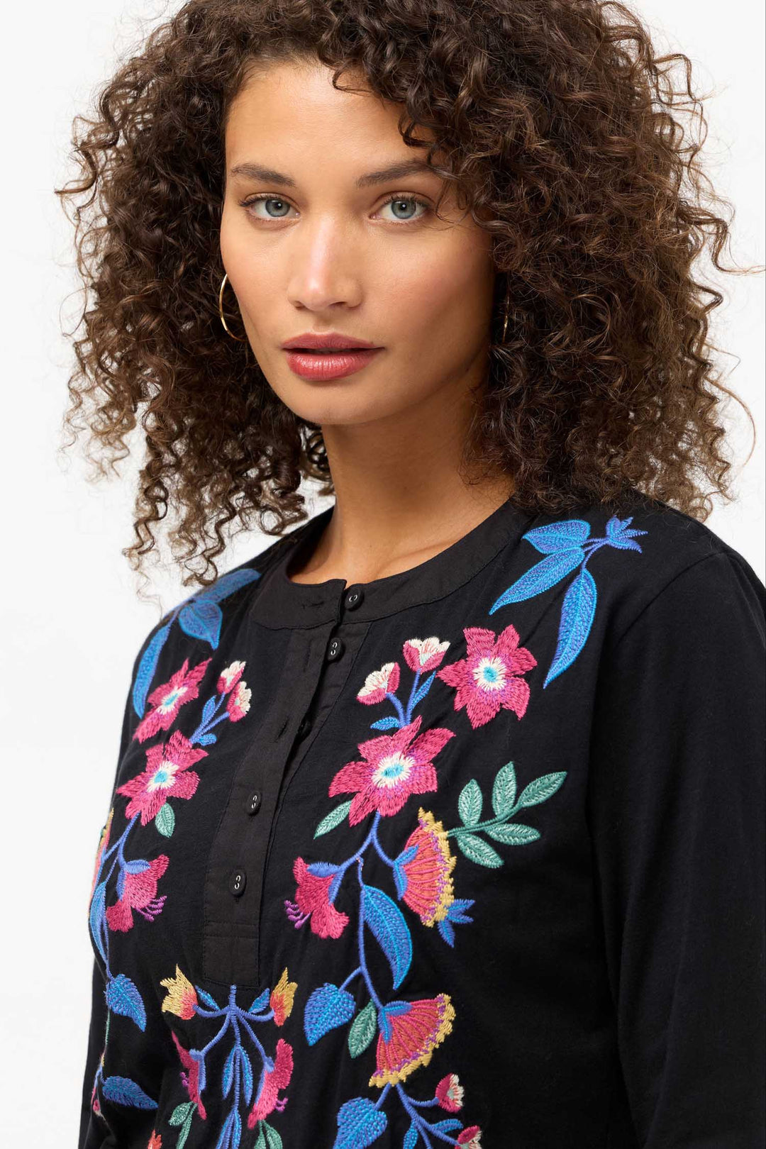 Elizabeth Mixed Media Henley T- Shirt in Black