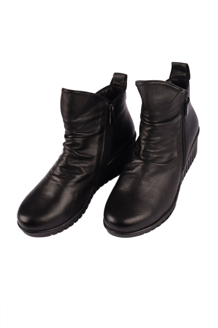Ella Soft Leather Boots in Black | FINAL SALE