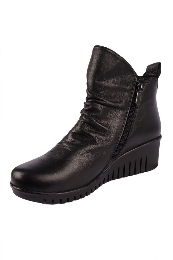 Ella Soft Leather Boots in Black | FINAL SALE