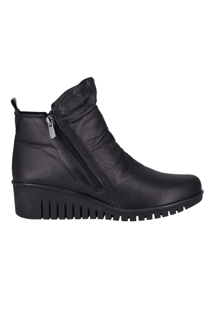 Ella Soft Leather Boots in Black | FINAL SALE