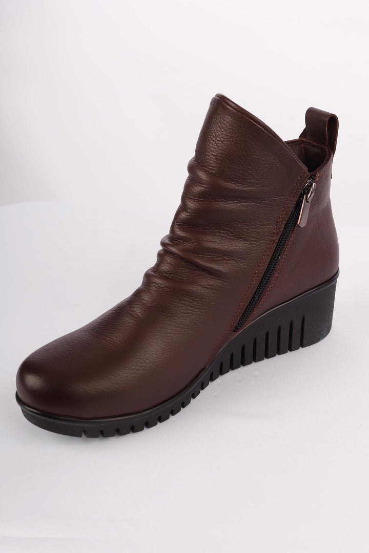 Ella Leather Boot in Chocolate
