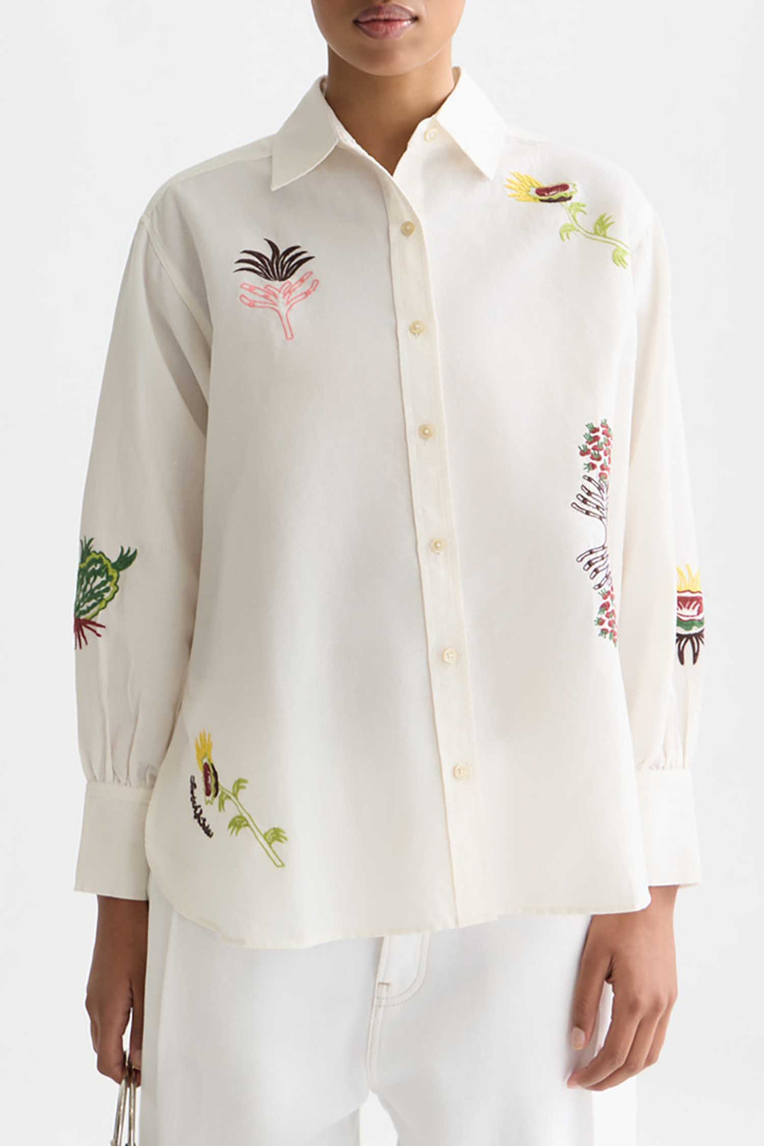 Embroidered Girlfriend Shirt in Eggnog
