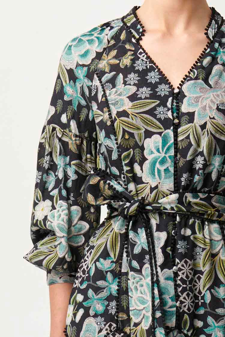 Emersyn Lace Panelled Dress in Dahlia Fields
