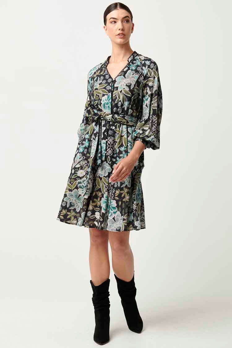 Emersyn Lace Panelled Dress in Dahlia Fields