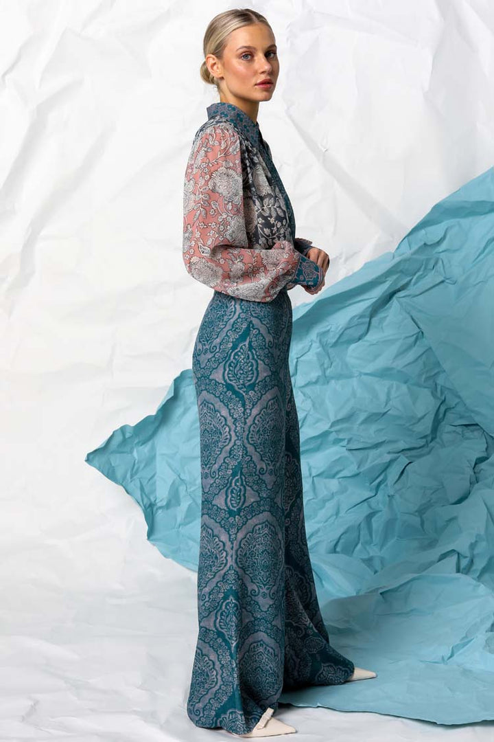 Emilia Pant in Indigo Henna