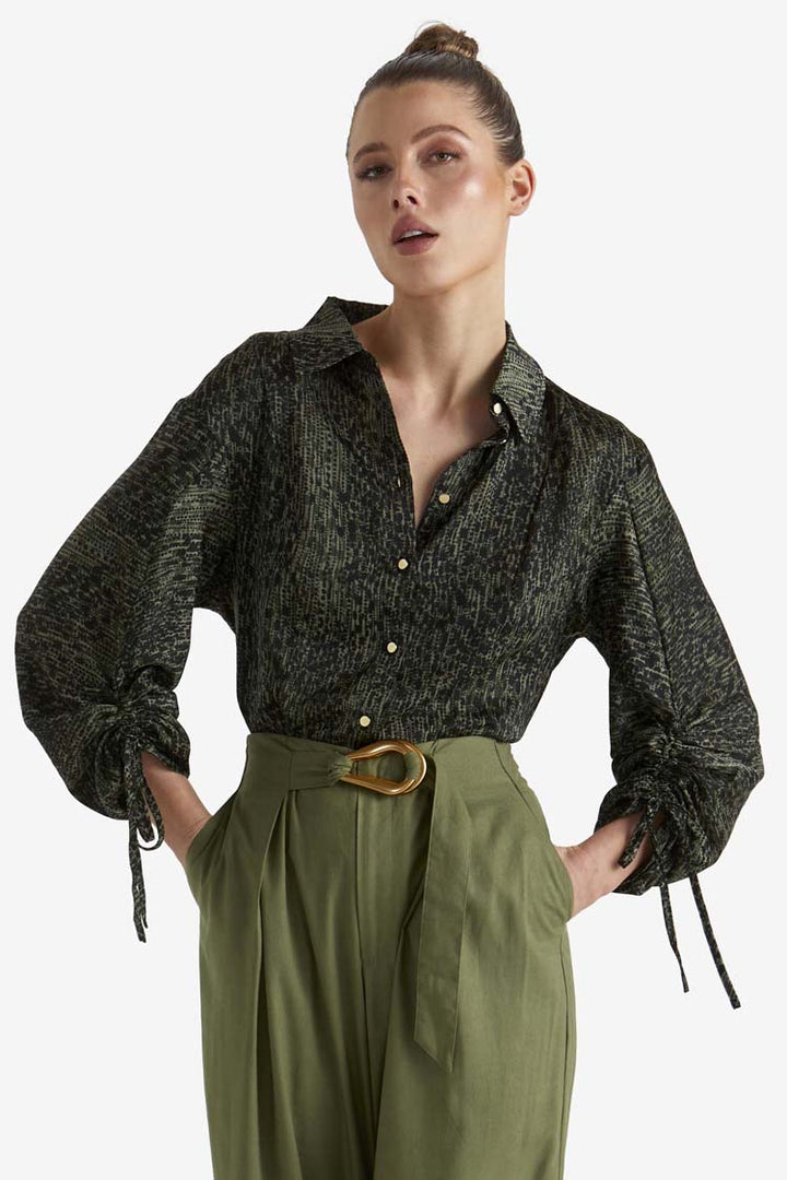 Explorer Shirt in Khaki Leopard