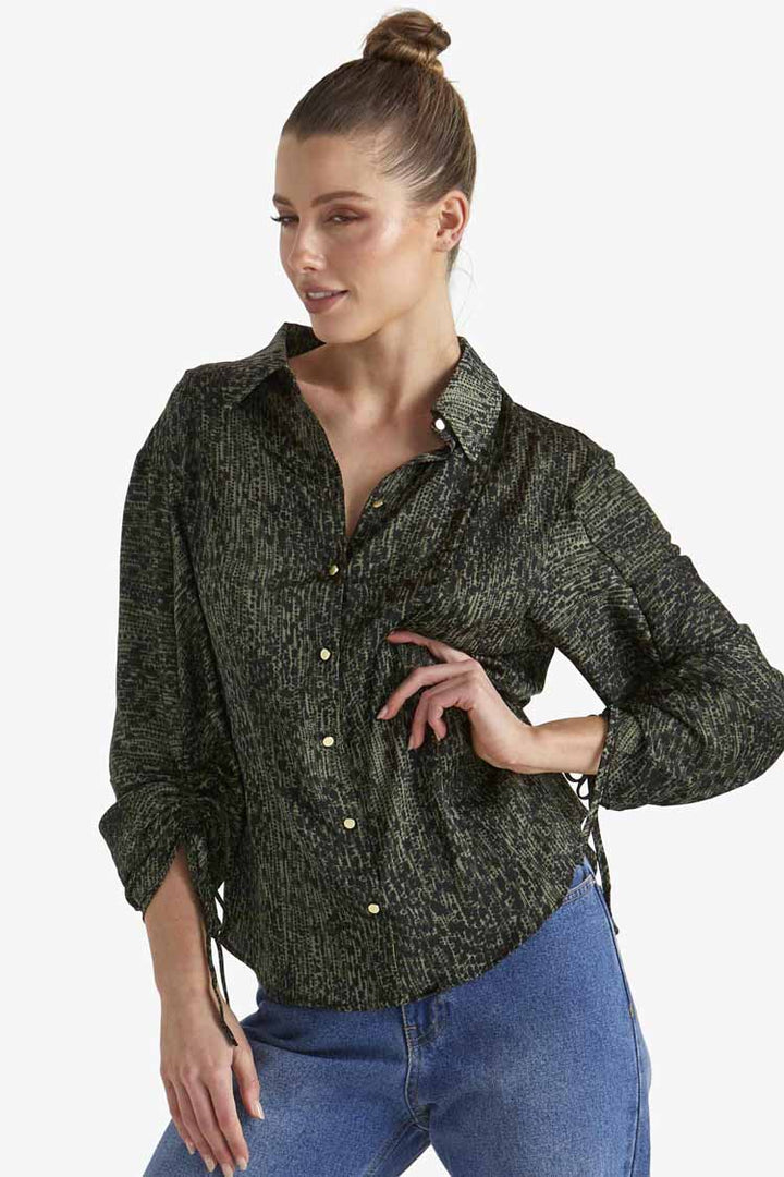 Explorer Shirt in Khaki Leopard