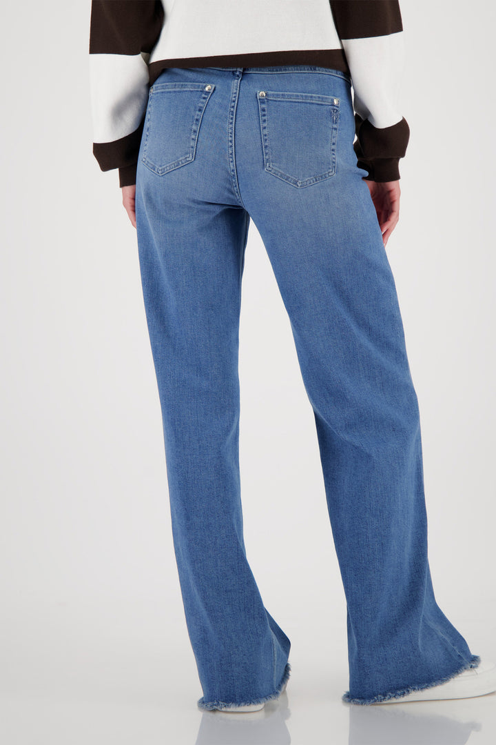 Flare Jean in Blue Denim