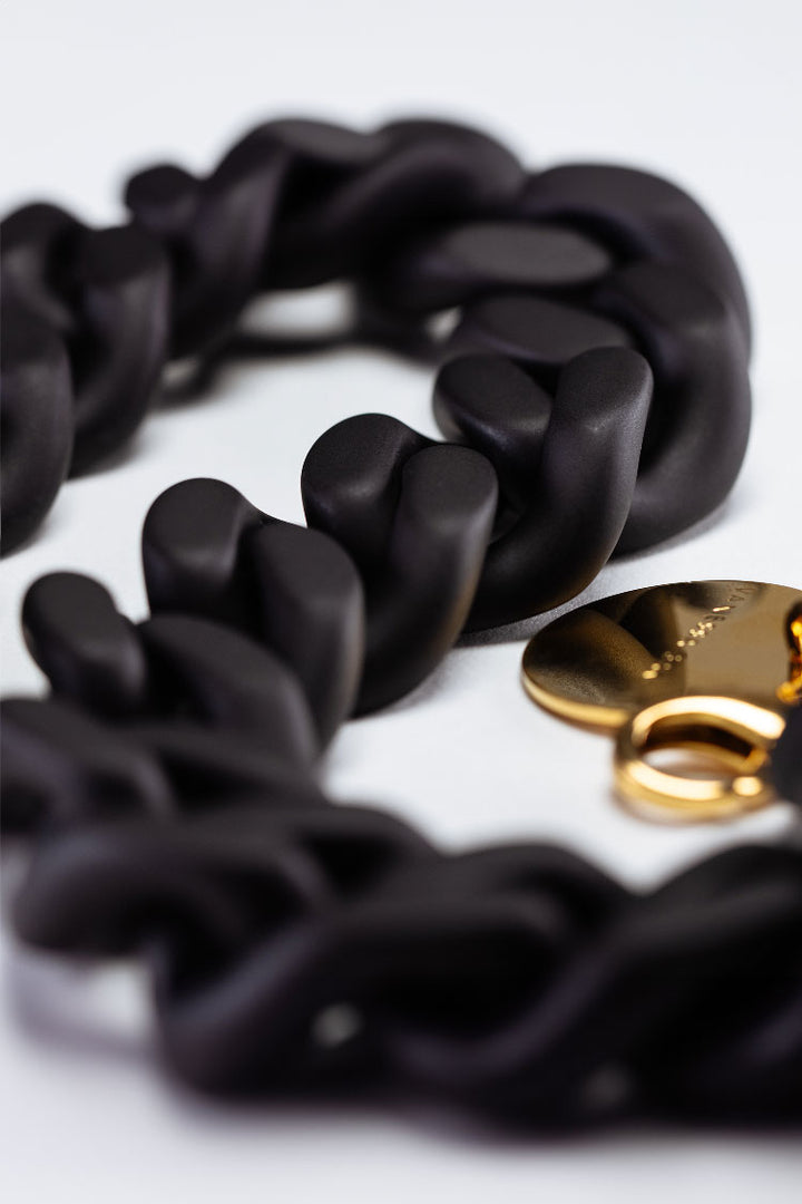 Flat Chain Necklace in Matte Black