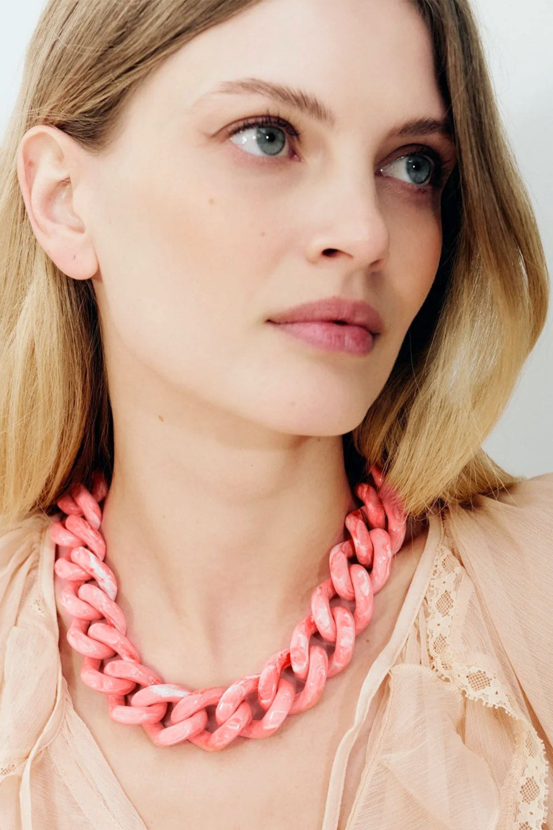 Flat Chain Necklace in Strawberry Icecream