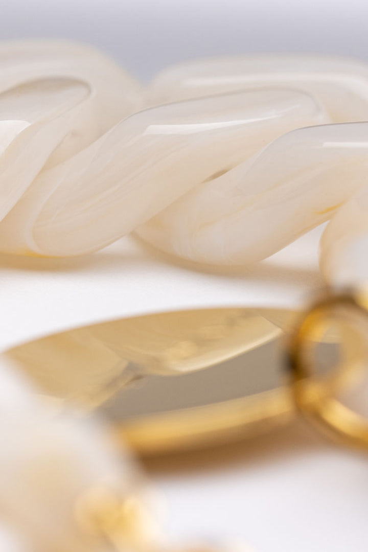 Flat Chain Bracelet in Pearl Marble