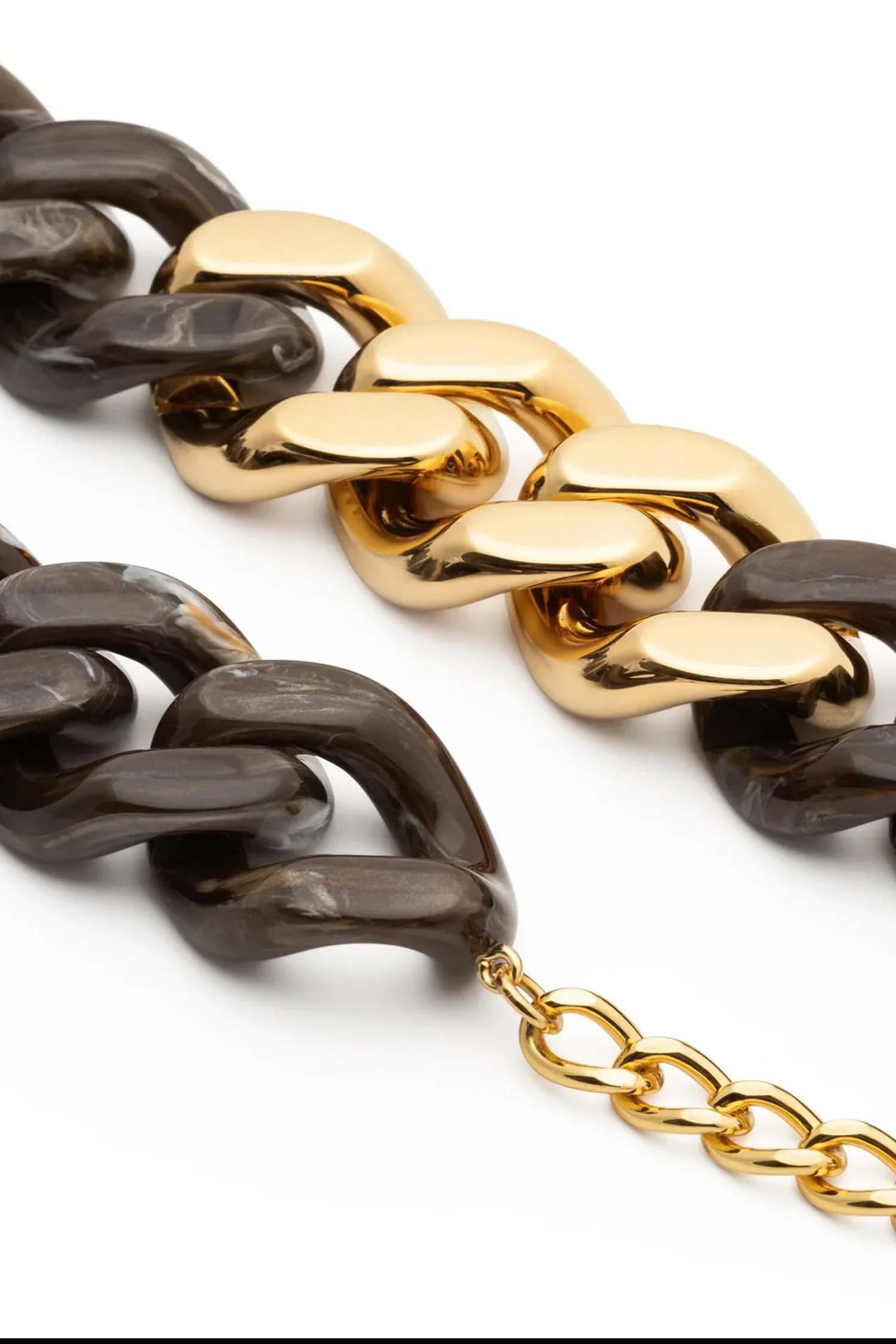 Flat Chain Necklace w Gold Dark Brown Marble
