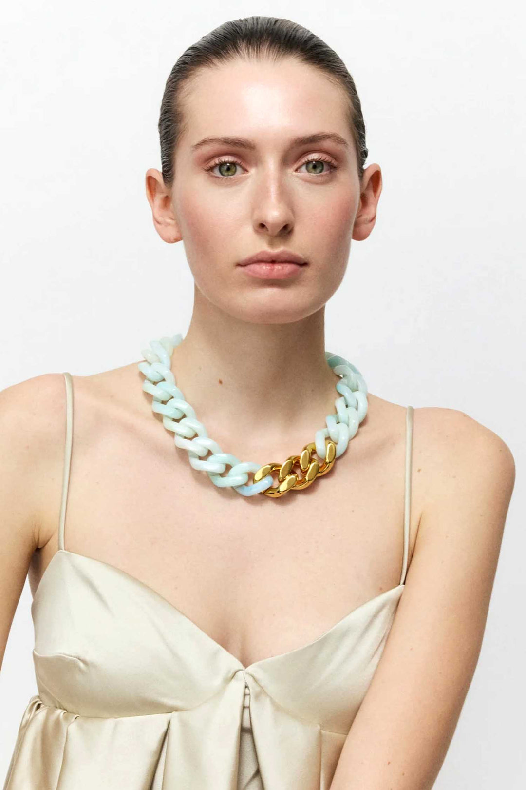 Flat Chain Necklace with Gold in Cloud Marble