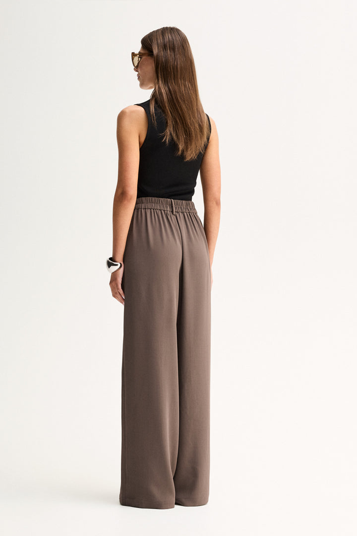 Fleur Pant in Taupe