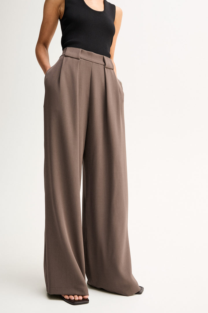 Fleur Pant in Taupe