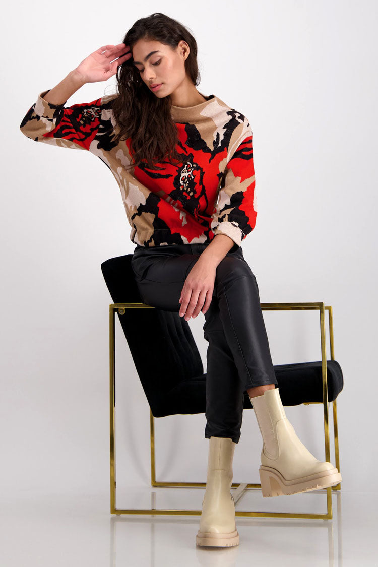Floral Jacquard Sweater w Stand Collar