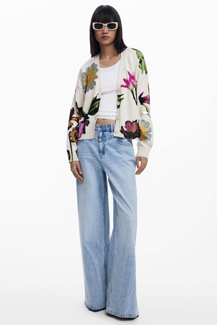 Floral V-neck Knit Cardigan