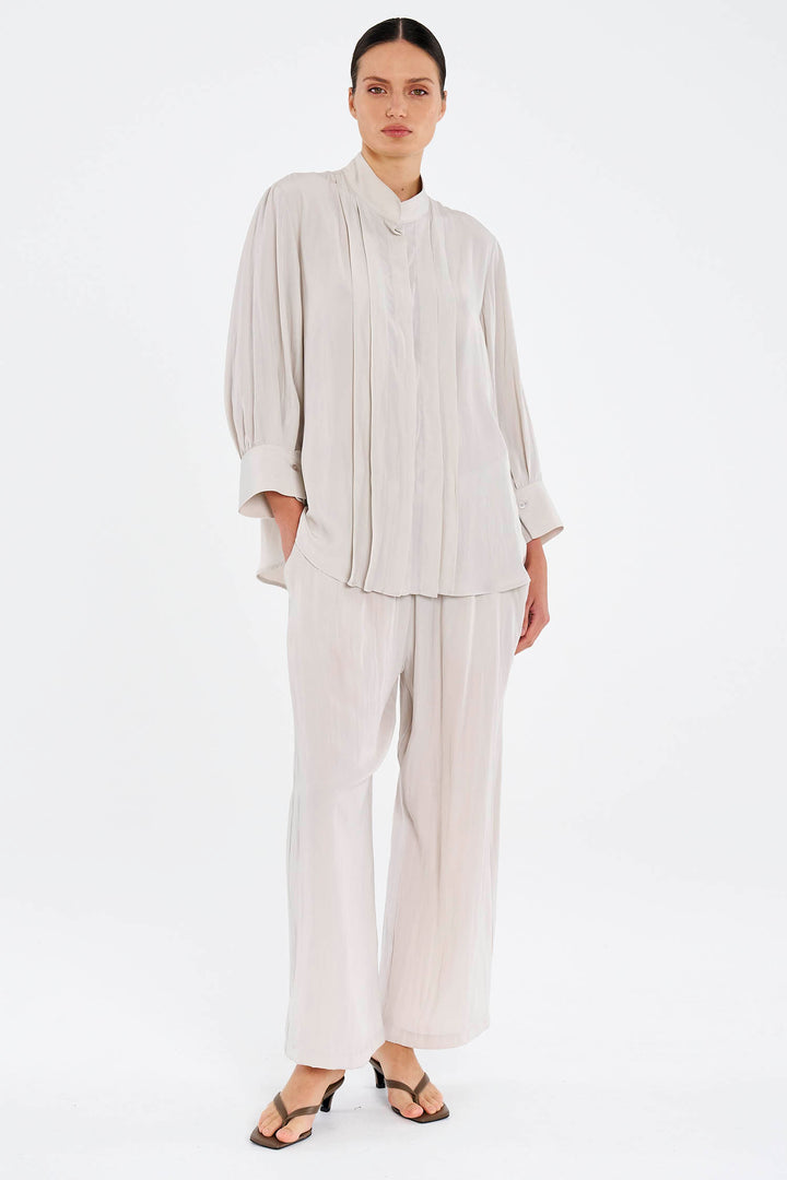 Folded Blouse in Oyster