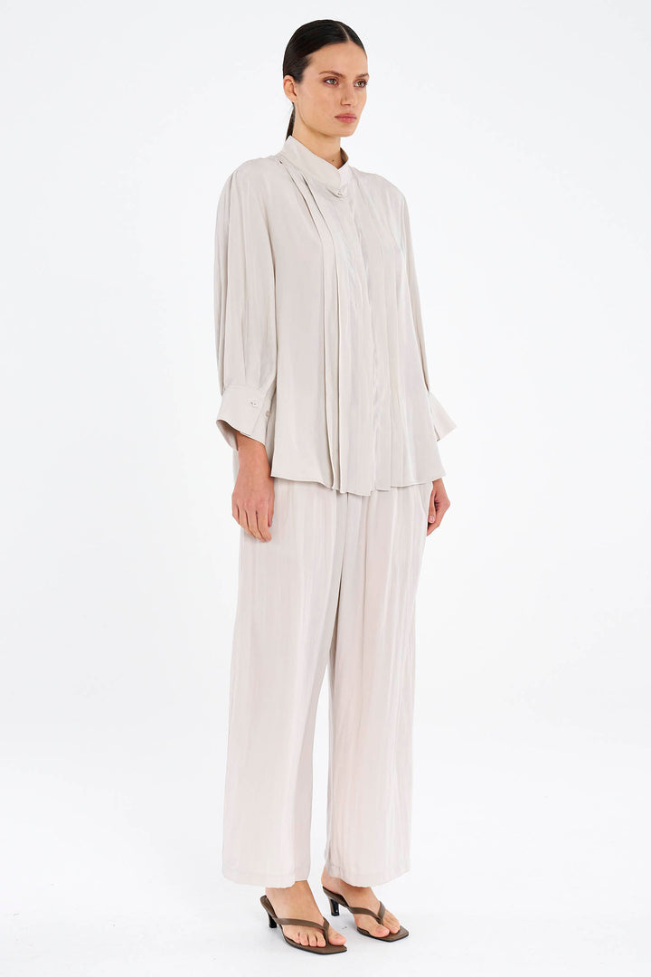 Folded Blouse in Oyster