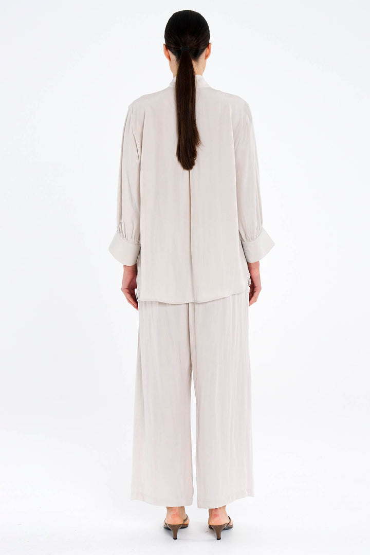 Folded Blouse in Oyster