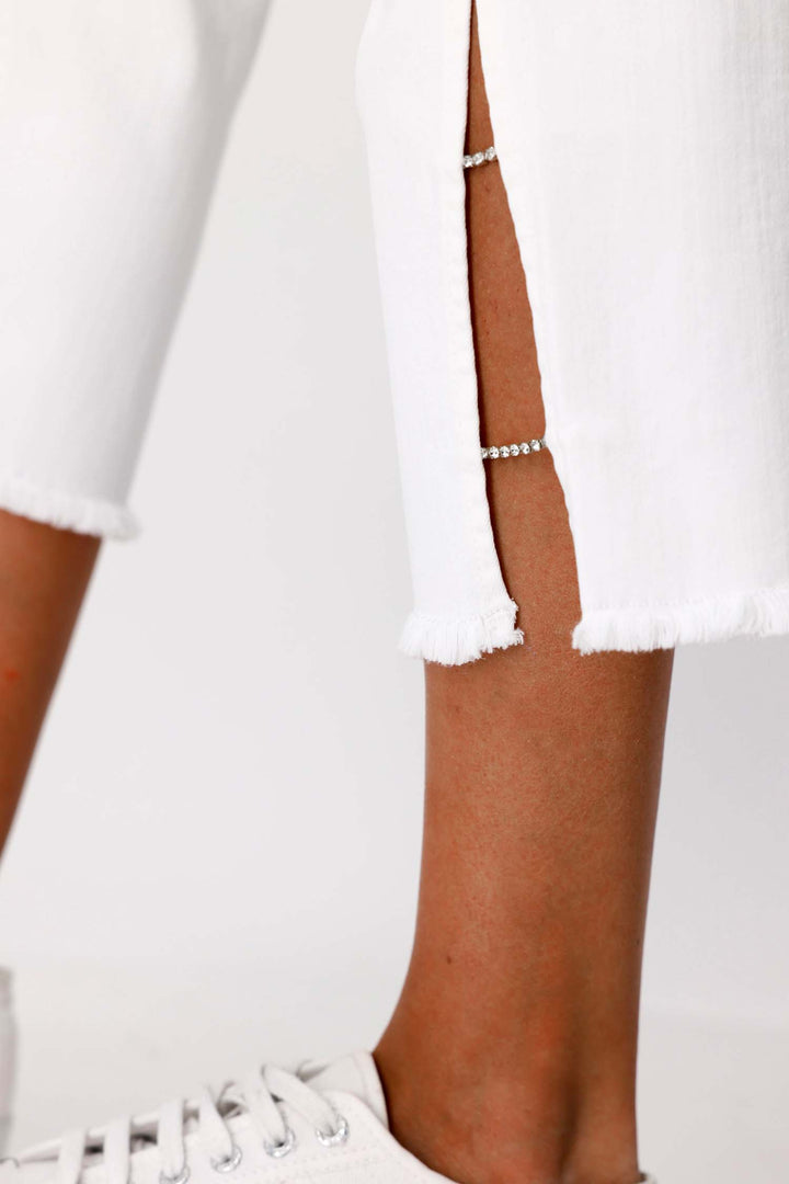 Frayed Cropped Jeans w Rhinestone Slit