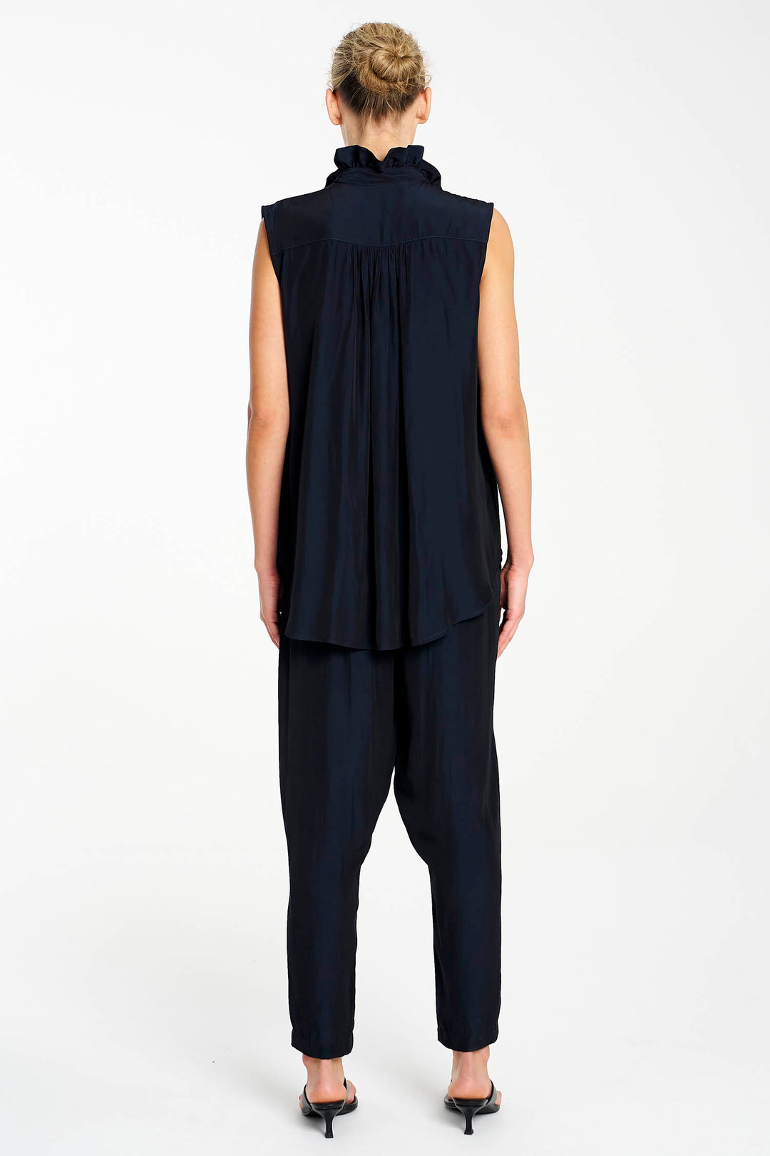 Frill Neck Tank in Navy