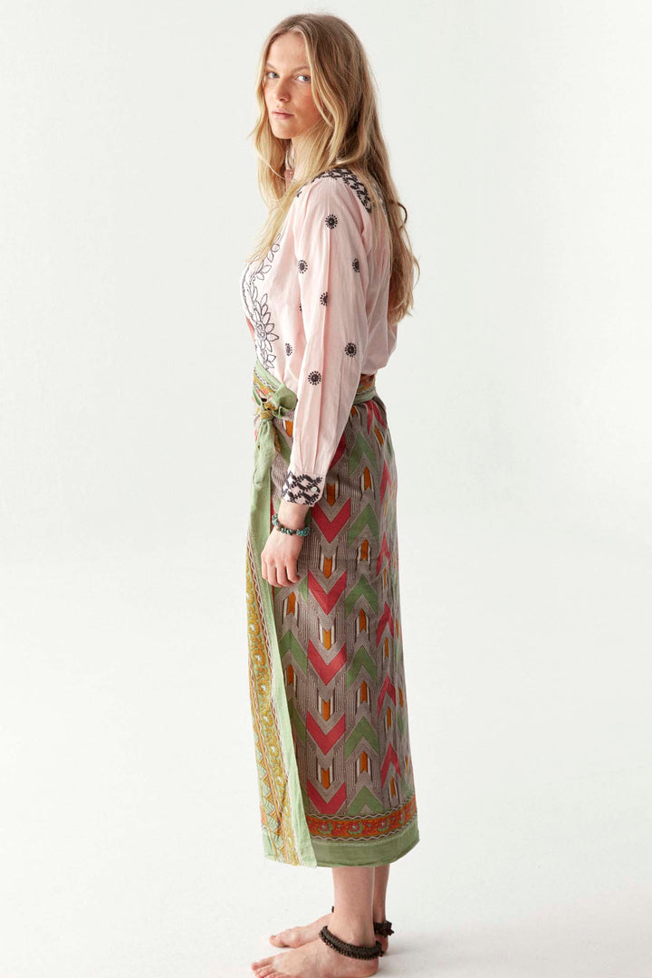 Ganges Lucknow Blouse in Software Pink