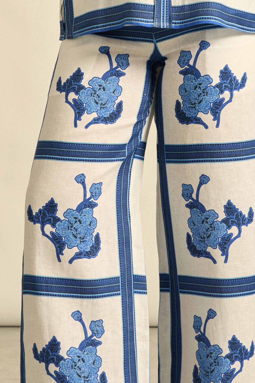 Gesture Pant in Azure Collage