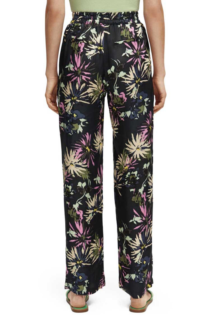Gia - Mid Rise Wide Leg Printed Silky Trousers in Aster Black
