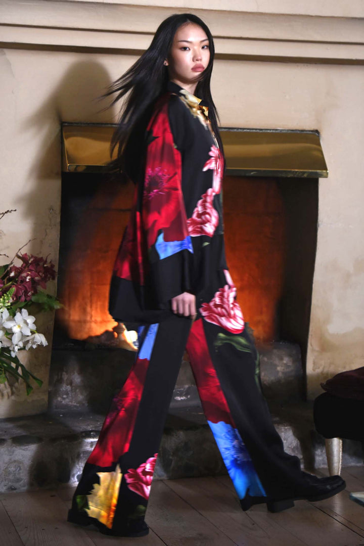 Glossy Goddess Blouse in Black Floral