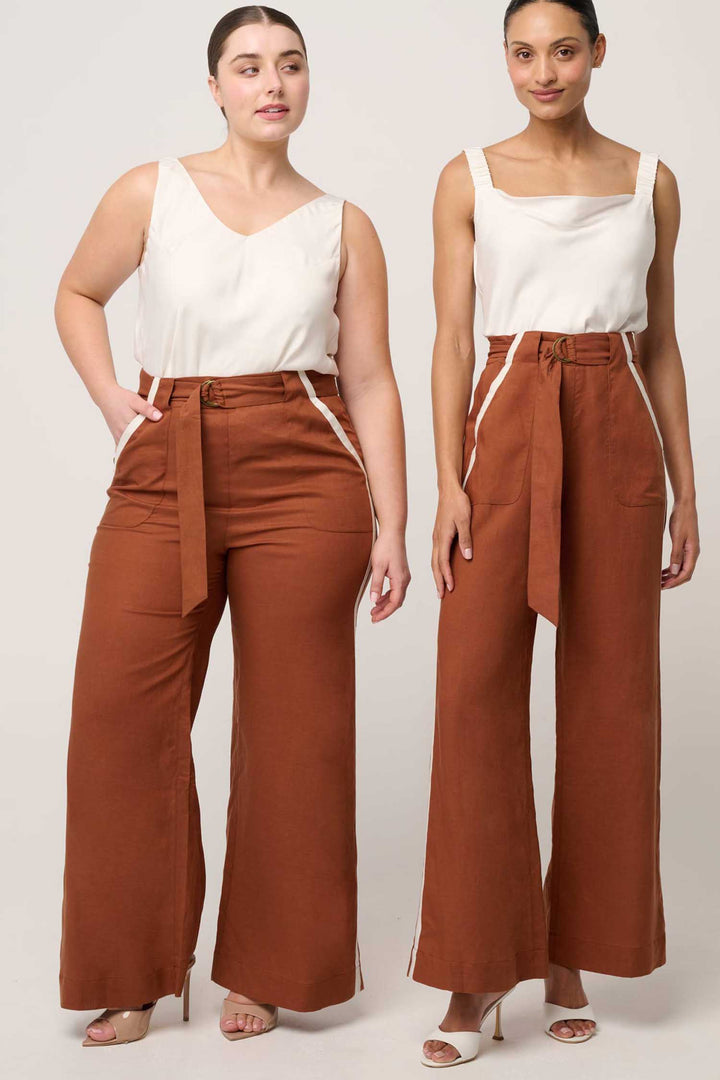 Grace Contrast Bind Pant in Caramel