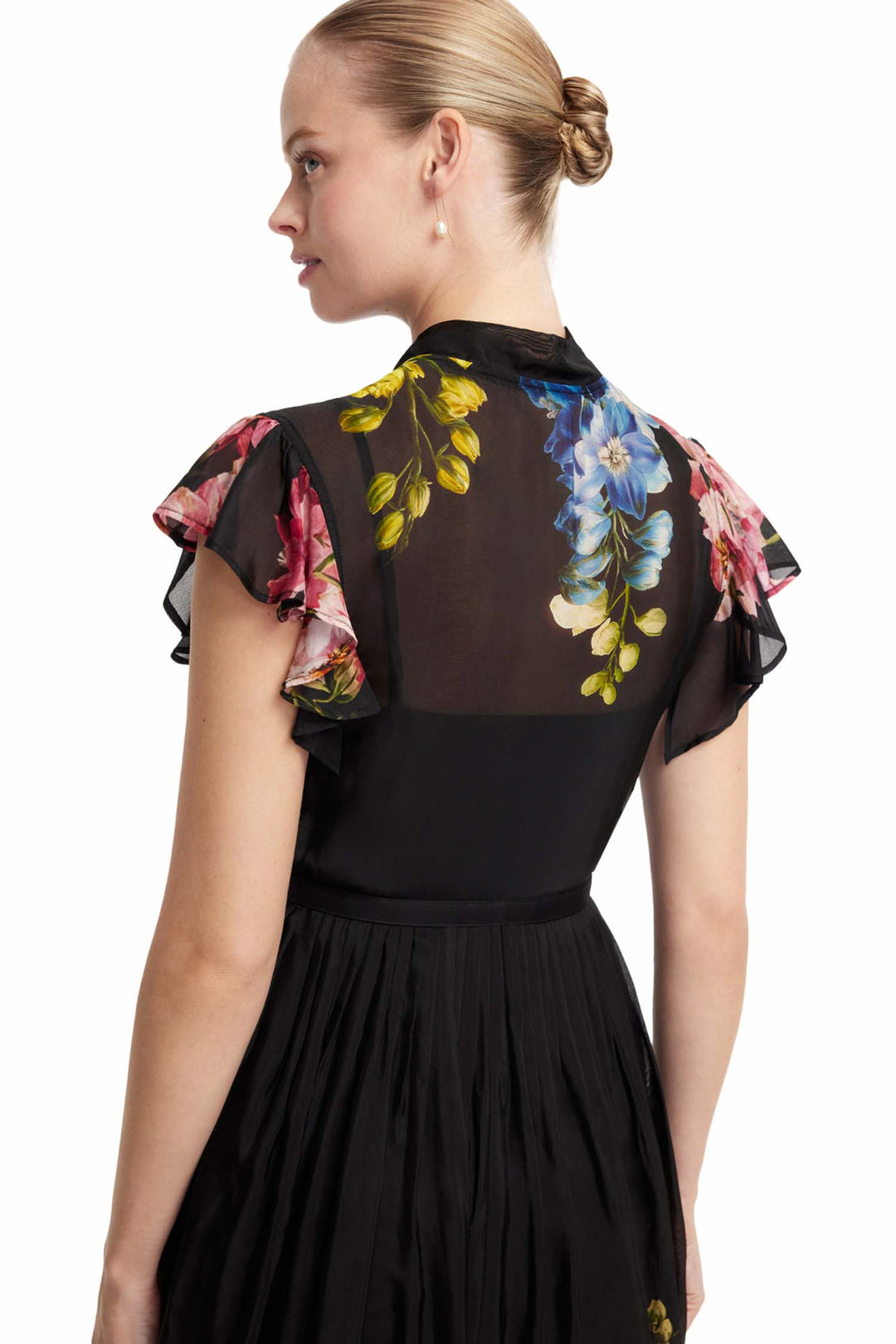 Grace Flutter Sleeve Midi Dress in Snapdragon in Ebony