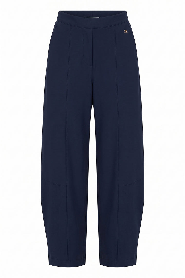Hale 7/8 Jersey Pant in Navy Blue