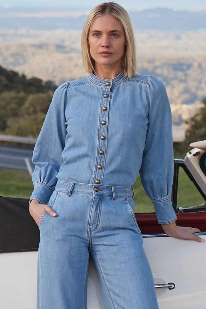 Hanker Top in Light Washed Denim