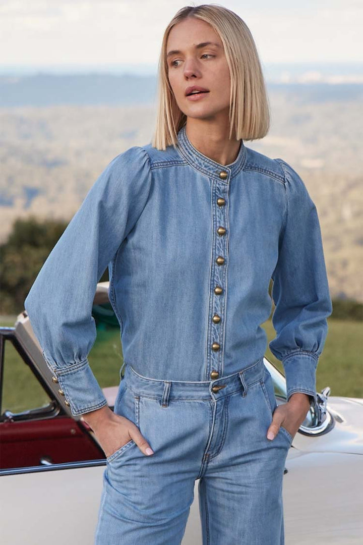 Hanker Top in Light Washed Denim