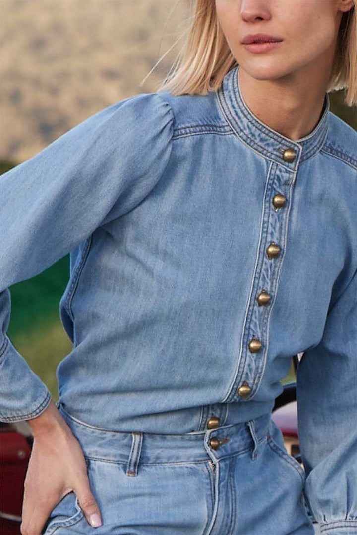 Hanker Top in Light Washed Denim