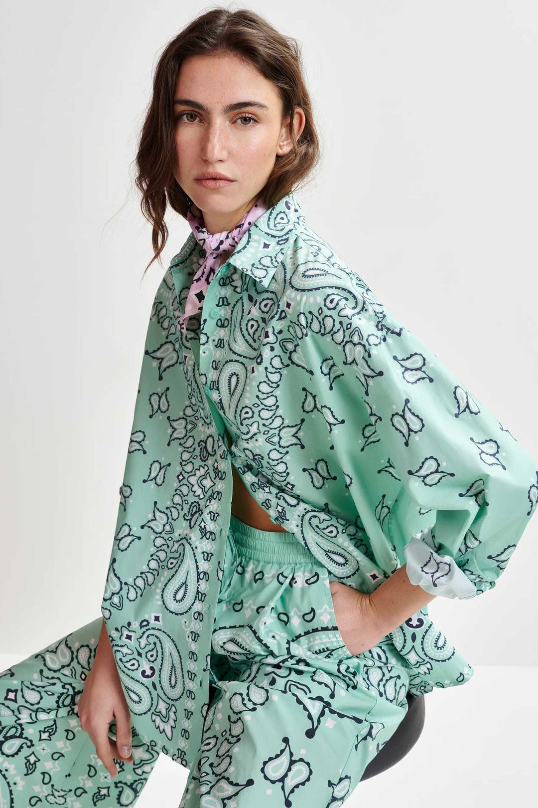 Histende Bandana Print Oversized Shirt in Turquoise